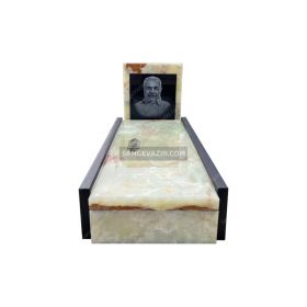 سنگ قبر مرمر سبز با قرنیز مشکی